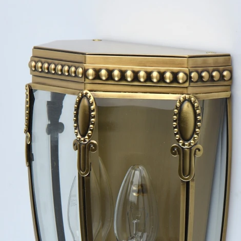 Настенный светильник уличный Chiaro Мидос 802021602