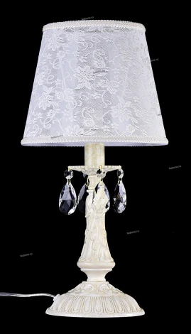 Интерьерная настольная лампа Maytoni Filomena ARM390-00-W
