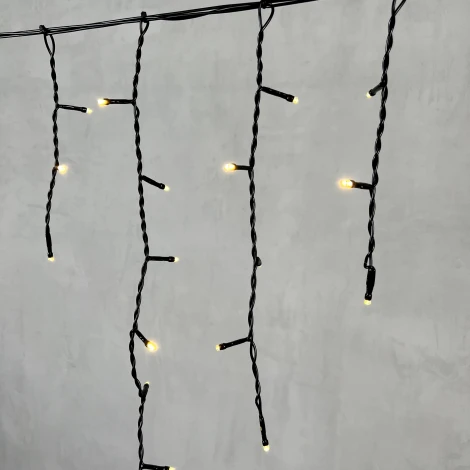 Гирлянда Бахрома 3,1 x 0,5 м тепло-белая 24В, 150 LED, провод черный ПВХ, IP54 Laitcom PIL150-11-1WW