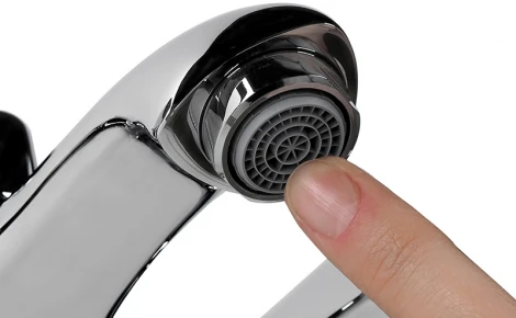 Смеситель Iddis Bounce BOUSB02I02WA для ванны с душем