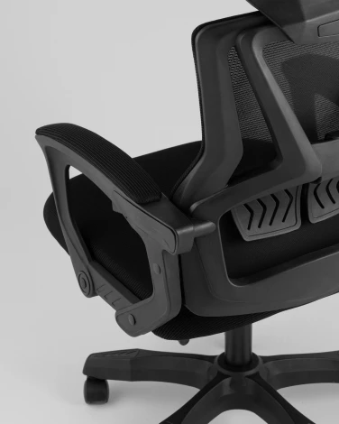 Кресло офисное TopChairs Vecto черный TopChairs УТ000042077