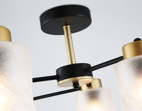 Потолочная люстра на штанге Ambrella TRADITIONAL TR303325 (220V)