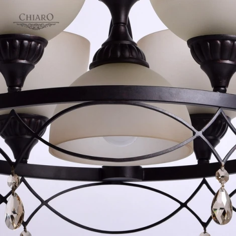 Подвесная люстра Chiaro Айвенго 382011007