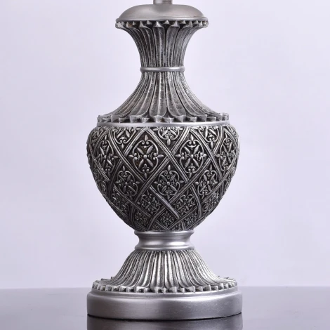 Интерьерная настольная лампа Chiaro Версаче 254031101