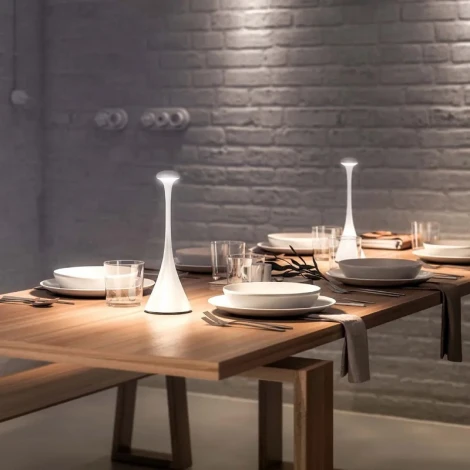 Интерьерная настольная лампа светодиодная с аккумулятором Ubiqua Pinup Maxi 322501 (регулировка яркости, сенсорный выключатель, IP54)