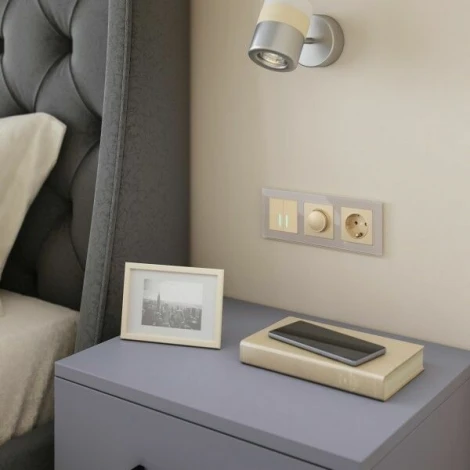 Сенсорный выключатель двухклавишный с подсветкой 1000 Вт (шампань) Werkel W4520011 (a057683)