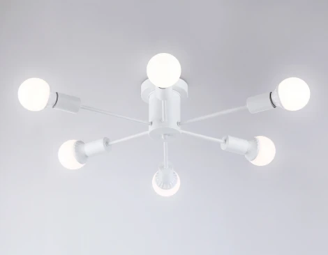 Потолочная люстра на штанге Ambrella Traditional TR80401 (220V)