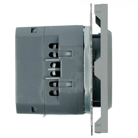 Розетка с заземлением и шторками с USB Type A+С (платиново-серый, soft touch) Stekker Эмили 50219