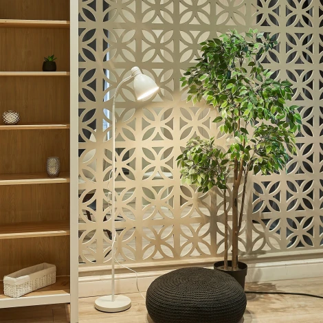 Торшер напольный под лампу Е27, 60W, с регулировкой наклона, белый Uniel UML-T701 E27 WHITE