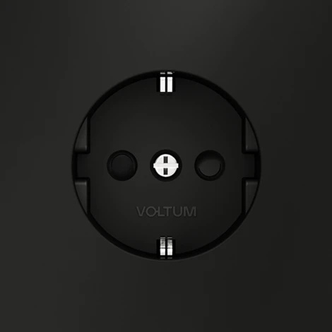 Розетка с заземлением и шторками (черный матовый) Voltum S70 VLS040208