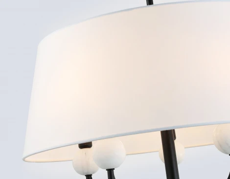 Потолочная люстра на штанге Ambrella High Light LH75150