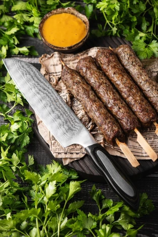 Японский Шеф Нож Сантоку TOJIRO FF-SA180