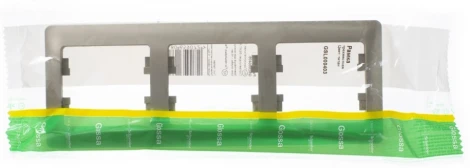 Рамка на 3 поста (титан) Systeme Electric GSL000403