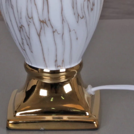 Интерьерная настольная лампа Reluce 30166-0.7-01 (220V)