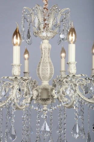 Подвесная люстра Omnilux Taranto OML-74403-08 (220V, на цепи, подсвечник, свеча)