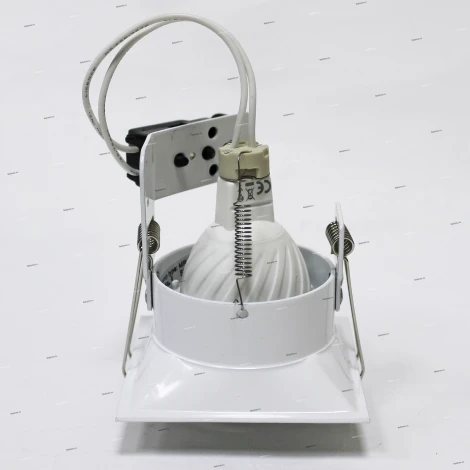 Встраиваемый точечный светильник Lightstar Quadro 214510 (220V)