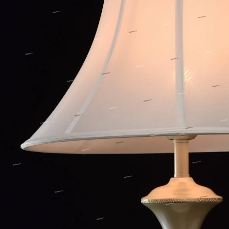 Интерьерная настольная лампа Chiaro Лоренцо 621032601