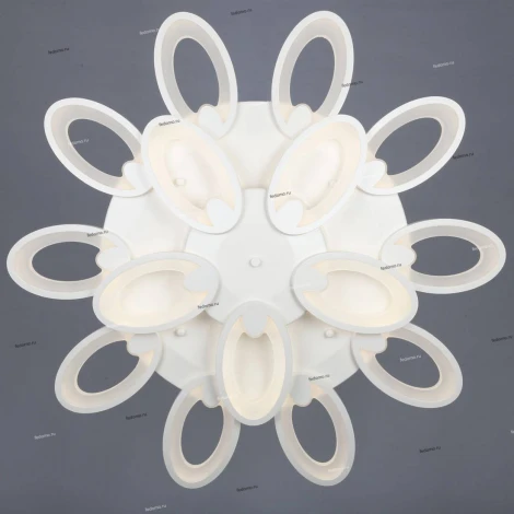 Потолочная люстра Omnilux Glaston OML-45807-210