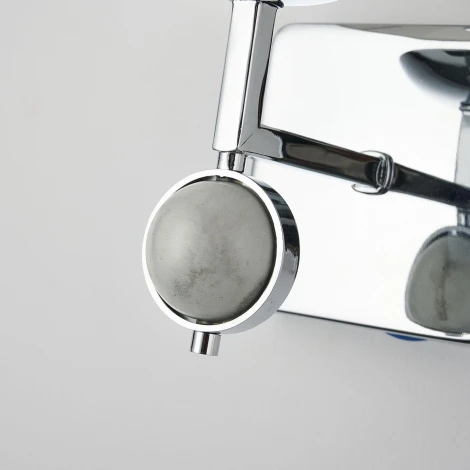 Бра Favourite Diva 2821-1W (220V, куб)