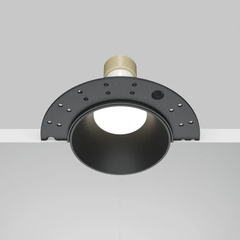 Встраиваемый светильник под гипсокартон IP54 Maytoni Share DL126-GU10-TRS-B