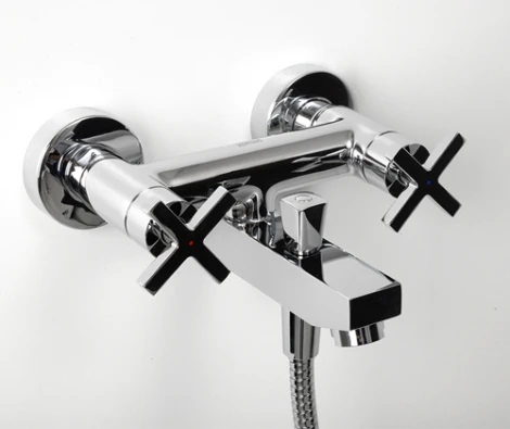Смеситель Wasserkraft Weser 7801 для ванны с душем