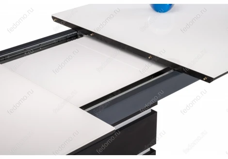 Стол на тумбе Woodville Фернан белый / венге 462379