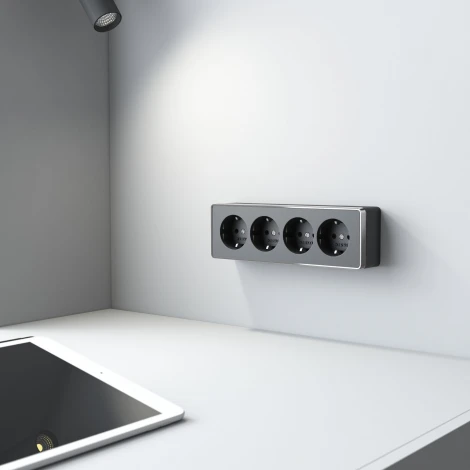 Розетка четверная с заземлением и шторками Gallant черный/хром Werkel W5072258 (a071254)