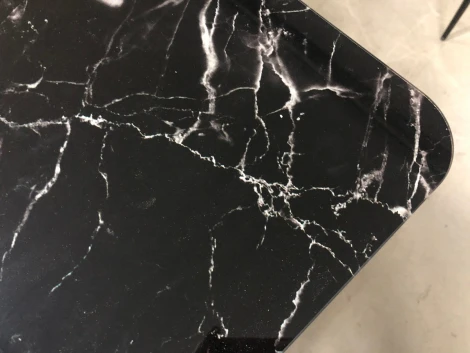 Стеклянный стол M-City АРУБА 140 ЧЕРНЫЙ МРАМОР, стекло / черный каркас