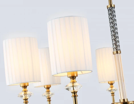 Потолочная люстра на штанге Ambrella High Light LH71503