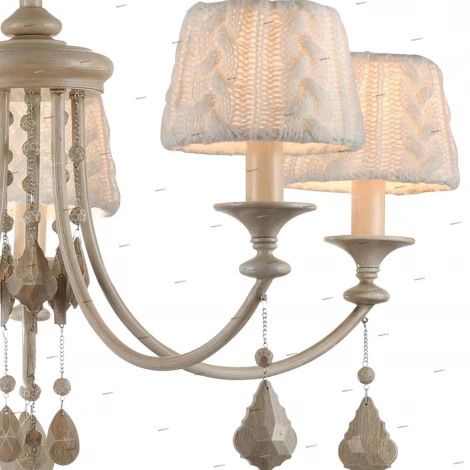 Потолочная люстра Maytoni Lana ARM143-05-BG