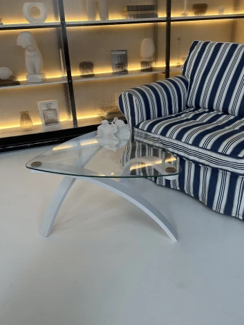 Стол журнальный Гурон 3 ясень белый Mebelik 009649