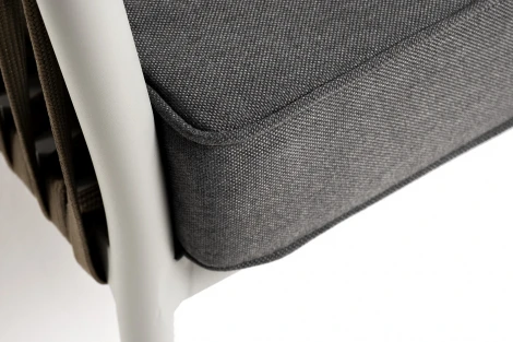 "Касабланка" диван 3-местный плетеный из роупа, каркас алюминий светло-серый (RAL7035) муар, роуп серо-коричневый 23мм, ткань серая 017 4SIS арт.УТ-00006210