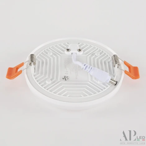 Точечный светильник встраиваемый APL LED Ingrid 3322.FAP222R/18W/6K (220V, круглые, IP40)