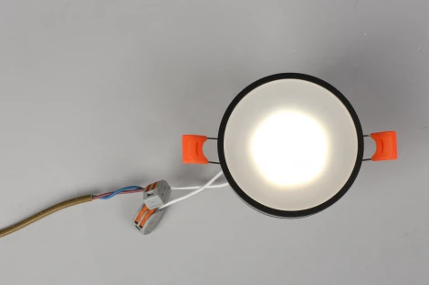 Встраиваемый точечный светильник Omnilux Napoli OML-102719-01 (220V, круглые)