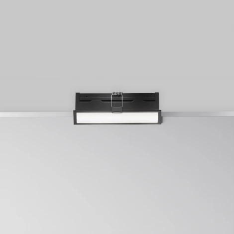 Встраиваемый линейный светильник светодиодный Maytoni Basis DL066-12W3-6K-B (220V)