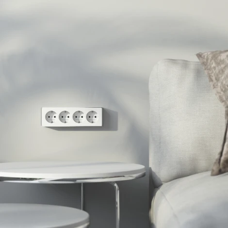 Розетка четверная с заземлением и шторками Gallant белая Werkel W5072210 (a071252)