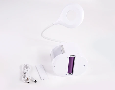 Офисная настольная лампа с usb-портом Ambrella Desk DE561 (LED, 220V, диммер, сенсорный выключатель)