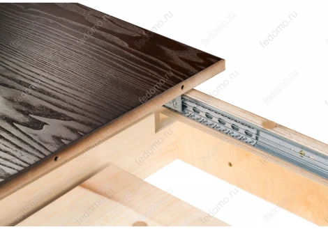 Стол Woodville Балмет орех темный 483907