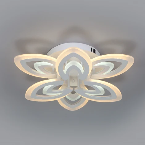 Потолочная люстра Eurosvet Floritta 90227/6 белый