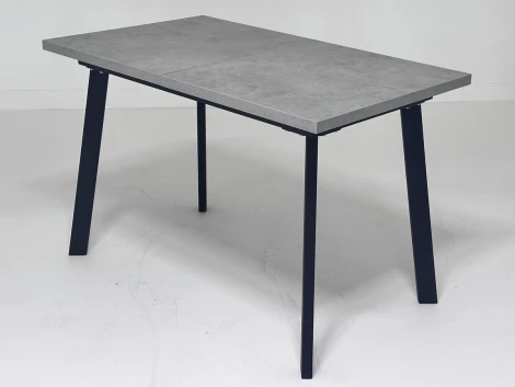 Стол КАНЗАС 120 БЕТОН ЧИКАГО св.серый / Черный каркас M-City 64604