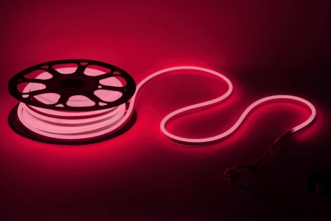 Гибкий неон 220V 20м красный ЭРА N2835-120-IP67-220V-20m-R