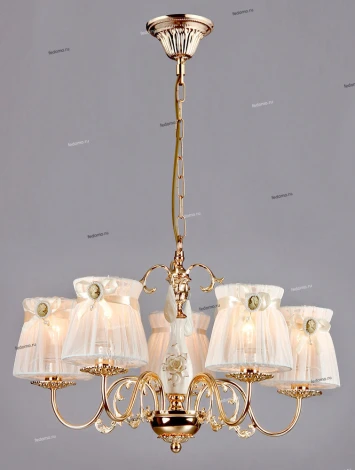 Подвесная люстра Maytoni Elegant 42 ARM324-05-G