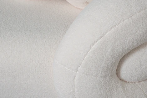 Диван трехместный иск.мех белый 229*95*61см Garda Decor арт.ZW-22024