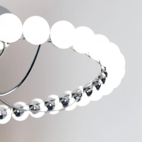 Потолочная люстра Favourite Helmet 4589-6C (LED, 220V, шарики, круглые)