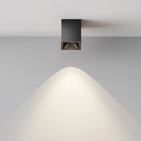 Потолочный светильник светодиодный накладной Maytoni Alfa Led 1304 C065CL-8W4K-SQ-B