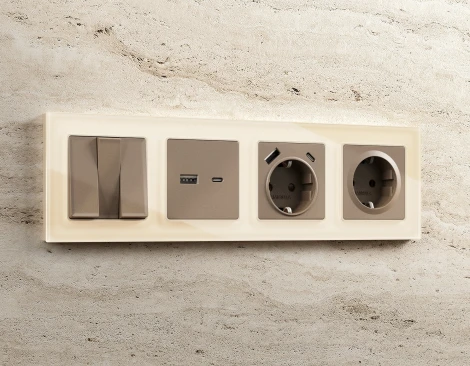 Лицевая панель Ambrella Volt ALFA (Темная бронза матовый) для электрической розетки с заземлением QUANT AP6360