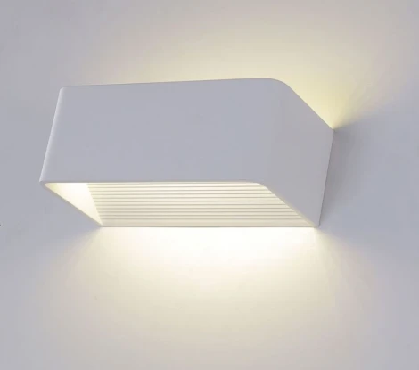 Настенный светильник Crystal Lux CLT 011 010W200 WH