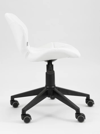 Кресло компьютерное MyFar Честер экокожа белый MF1046-1