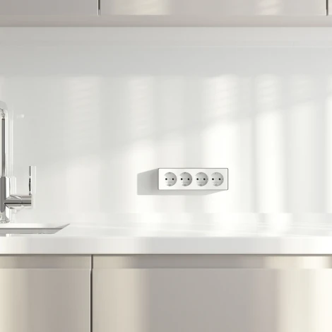 Розетка четверная с заземлением и шторками Gallant белая Werkel W5072210 (a071252)