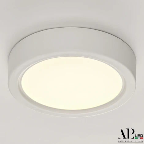 Точечный светильник накладной APL LED Ingrid 3322.LDY6004M/6W/4K (220V, круглые, IP40)